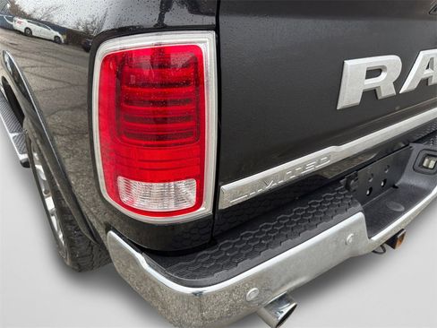 Used 2017 RAM 1500 Limited image 19