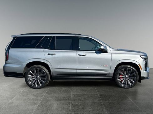 New 2026 Cadillac Escalade V image 8