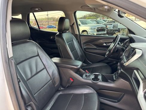 Used 2019 GMC Terrain SLT image 16