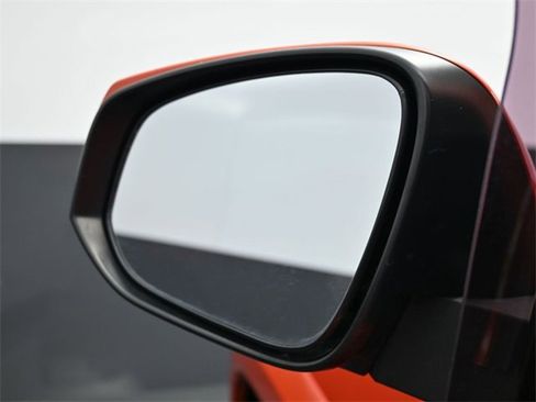 Used 2018 Toyota Tacoma SR5 image 5