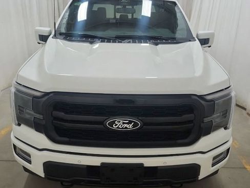 Used 2024 Ford F150 Lariat AWD/4WD image 3