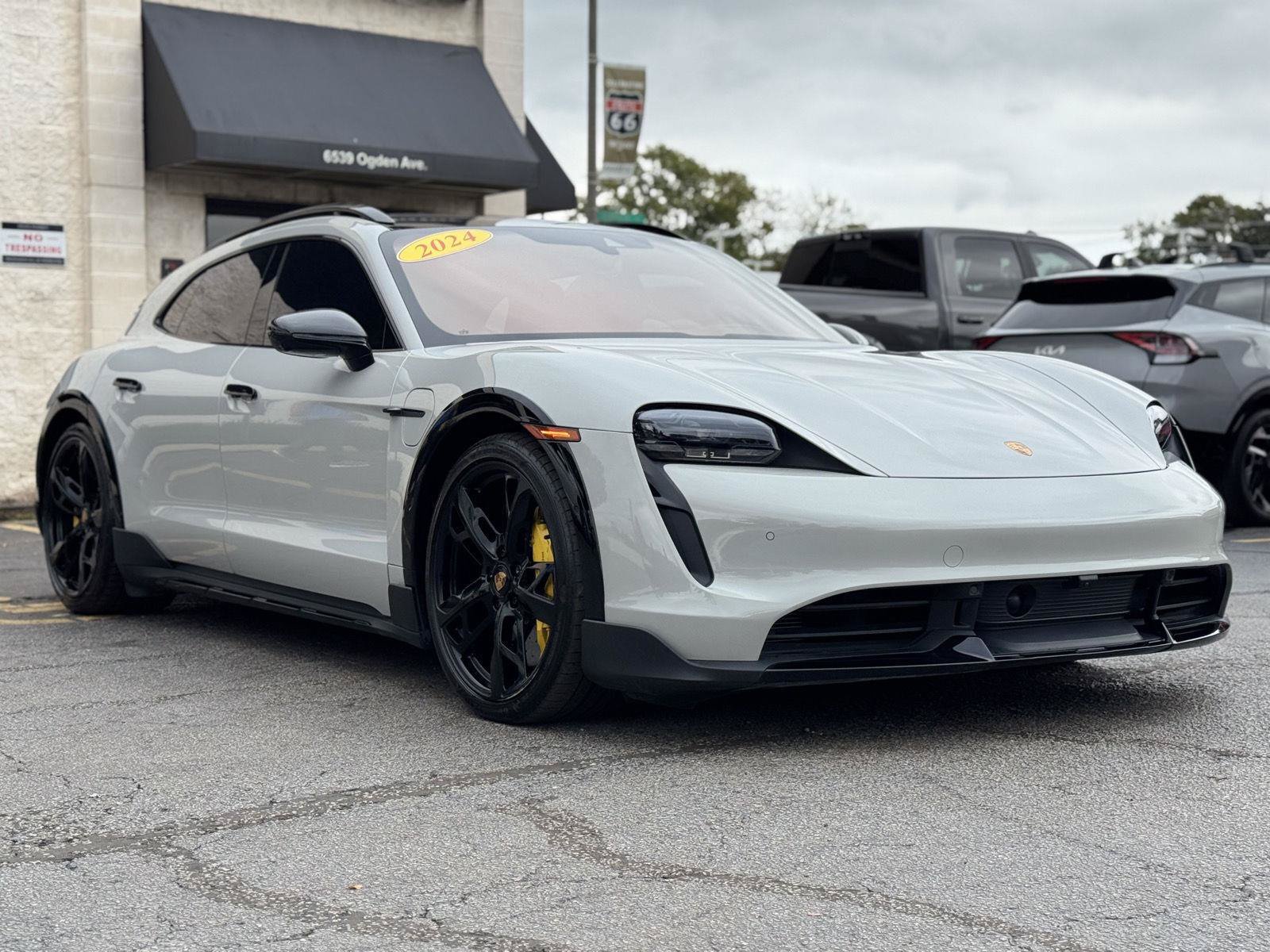 Used 2024 Porsche Taycan Turbo S AWD/4WD image 27