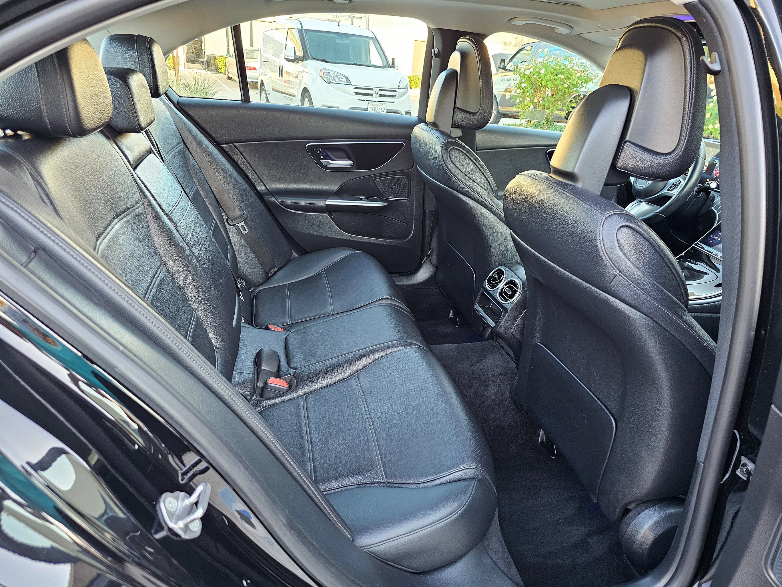 Used 2023 Mercedes-Benz C 300 Sedan image 28