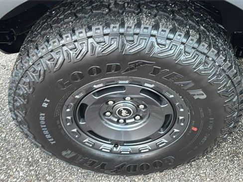 New 2025 Ford Bronco Badlands image 33