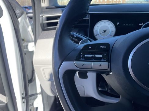 Used 2022 Hyundai Tucson Limited image 18