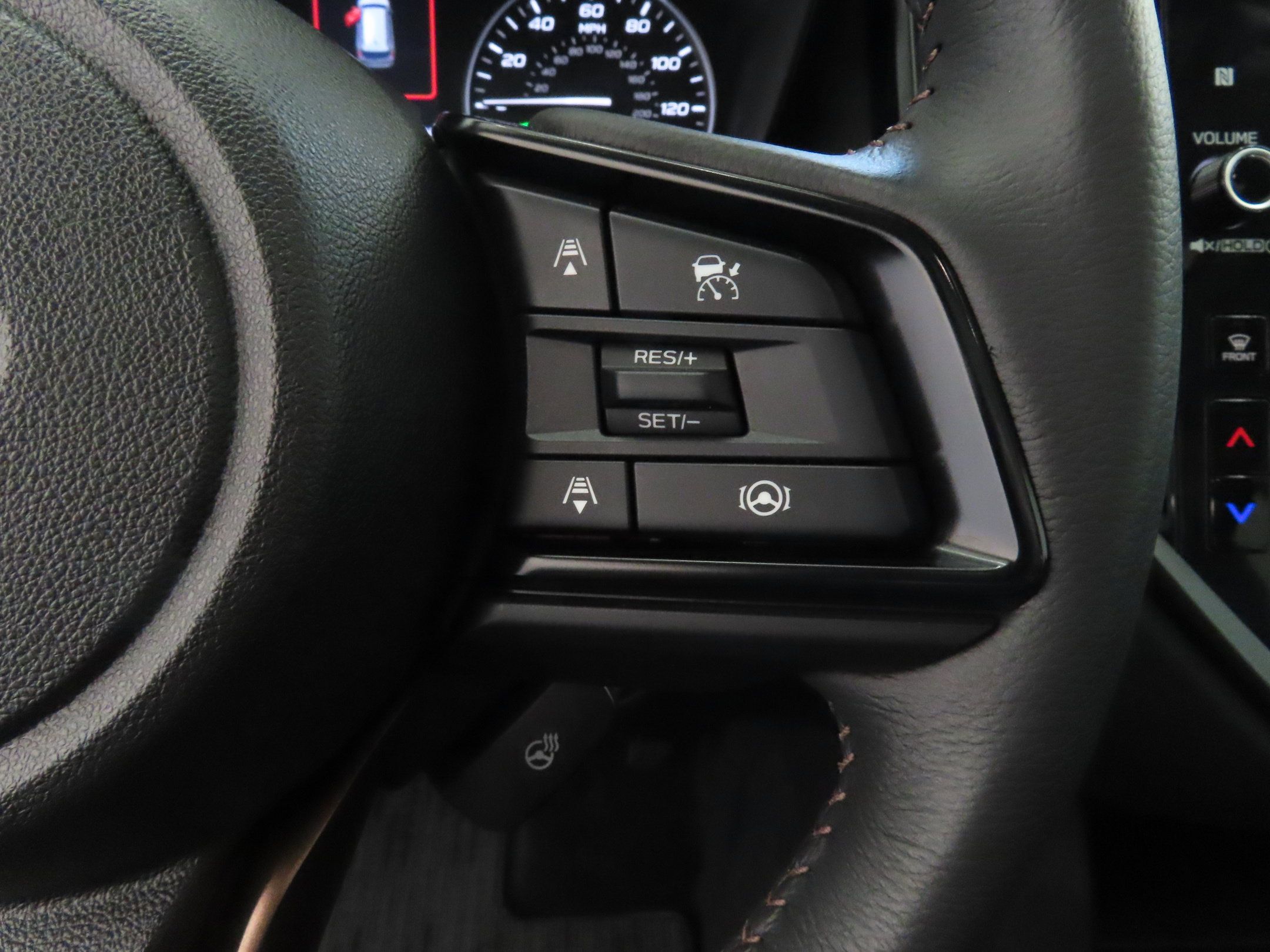 Used 2026 Subaru Ascent Limited Bronze AWD/4WD image 14