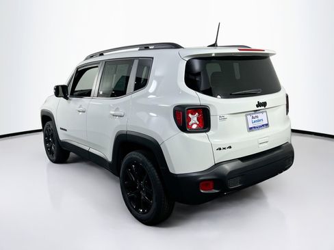 Used 2022 Jeep Renegade Altitude w/ Convenience Group image 7