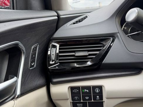 Certified 2025 Acura RDX Advance Package image 20