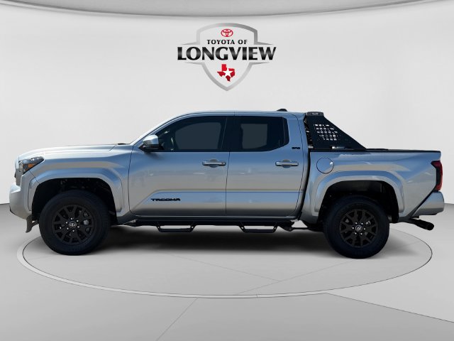 Certified 2025 Toyota Tacoma SR5 AWD/4WD image 2