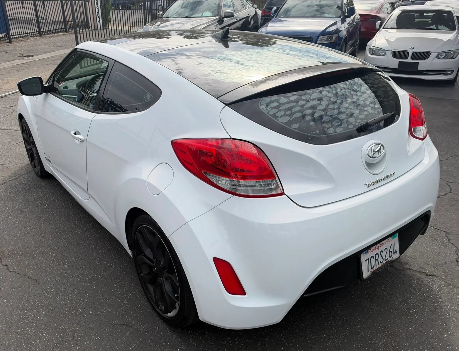 Used 2013 Hyundai Veloster w/ Style Pkg FWD image 16