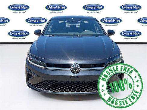 Used 2025 Volkswagen Jetta Sport FWD image 2