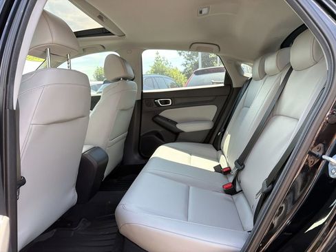 Used 2025 Acura Integra FWD image 13