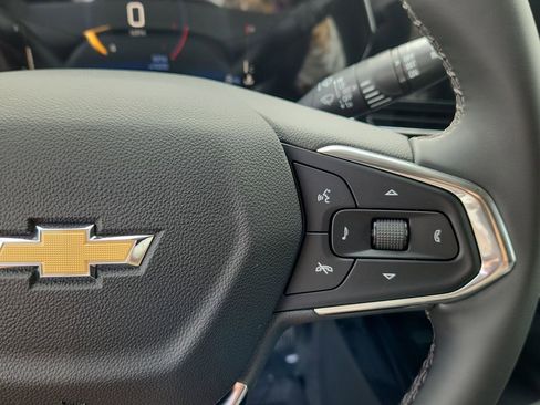 New 2026 Chevrolet Trax LT w/ Sunroof Package FWD image 17