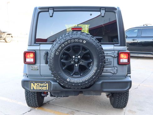 Used 2022 Jeep Wrangler Unlimited Sport AWD/4WD image 13