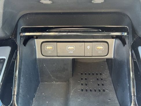 Certified 2022 Kia Sorento SX image 27