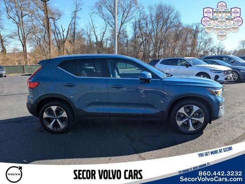 Certified 2023 Volvo XC40 B5 Plus w/ Driver Assist Package image 3