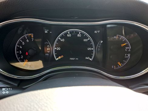 Used 2020 Jeep Grand Cherokee Limited AWD/4WD image 13