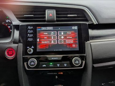 Used 2020 Honda Civic Sport image 28