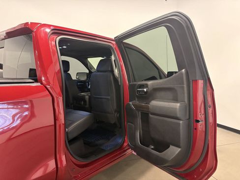 Used 2019 Chevrolet Silverado 1500 LT Trail Boss AWD/4WD image 41