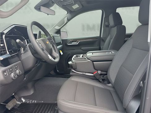 Used 2026 Chevrolet Silverado 1500 LT AWD/4WD image 9
