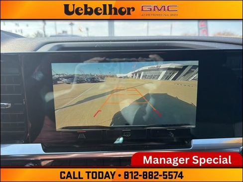 Used 2022 GMC Sierra 1500 SLT image 25