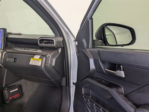 New 2025 Toyota Tacoma TRD Off-Road image 3