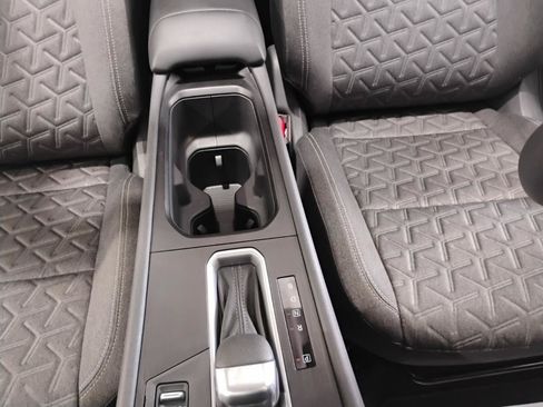 Used 2025 Nissan Kicks SV w/ SV Premium Package FWD image 52