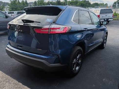 Used 2022 Ford Edge SEL w/ Sport Appearance Package AWD/4WD image 2