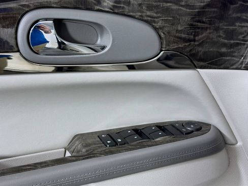 Used 2014 Buick Enclave Convenience FWD image 19