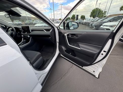 Used 2025 Toyota RAV4 LE FWD image 22