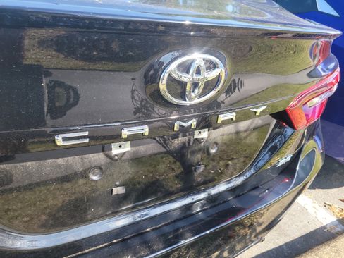 Certified 2024 Toyota Camry SE FWD image 9