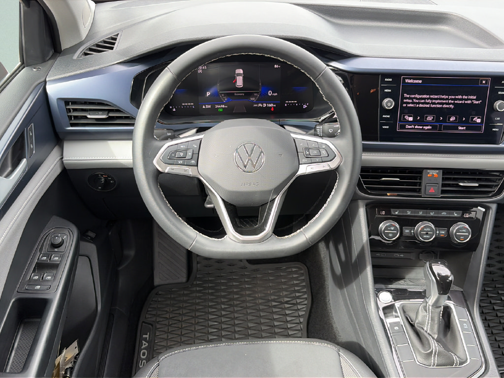Used 2024 Volkswagen Taos SE FWD image 13