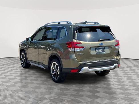 Used 2023 Subaru Forester Touring AWD/4WD image 5