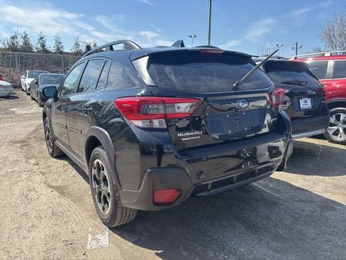 Used 2023 Subaru Crosstrek 2.0i Premium image 8