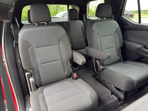Used 2023 Chevrolet Traverse LT w/ LPO, Floor Liner Package AWD/4WD image 42