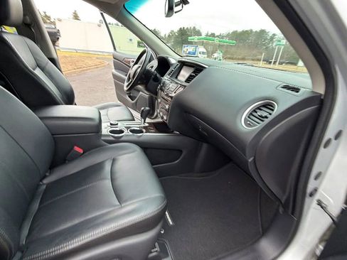 Used 2013 Nissan Pathfinder SL image 47