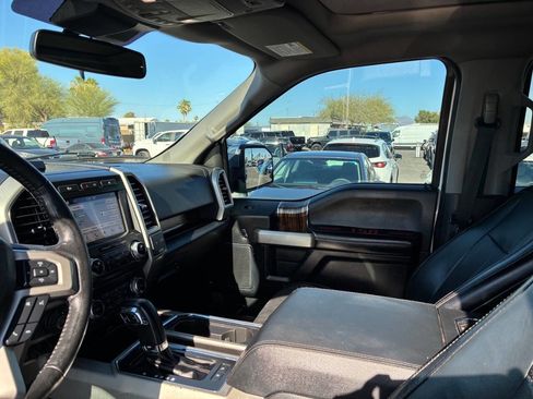 Used 2018 Ford F150 Lariat w/ Equipment Group 502A Luxury RWD image 15