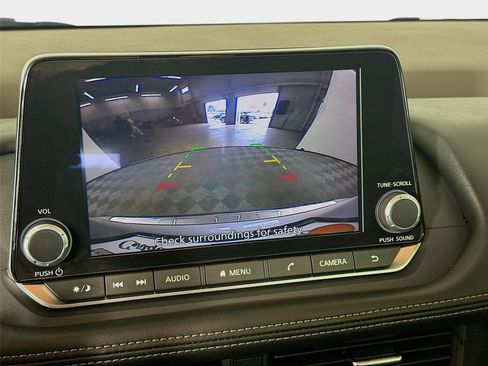 Used 2023 Nissan Rogue SV w/ SV Premium B Package FWD image 16