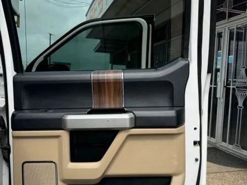 Used 2015 Ford F150 Lariat w/ Equipment Group 502A Luxury image 26