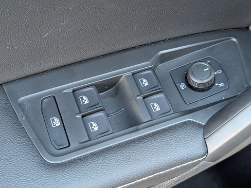 Certified 2023 Volkswagen Tiguan S AWD/4WD image 19