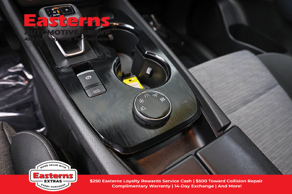 Used 2023 Nissan Rogue SV AWD/4WD image 21