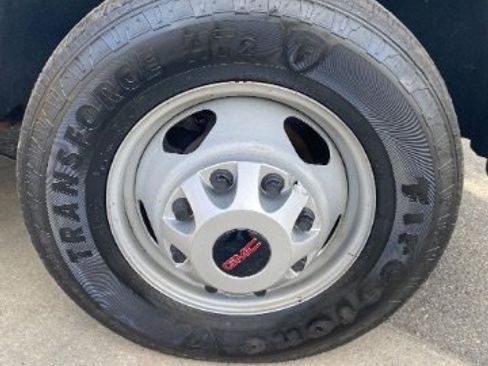 Used 2018 GMC Sierra 3500 4x4 Regular Cab w/ Sierra Convenience Package image 28