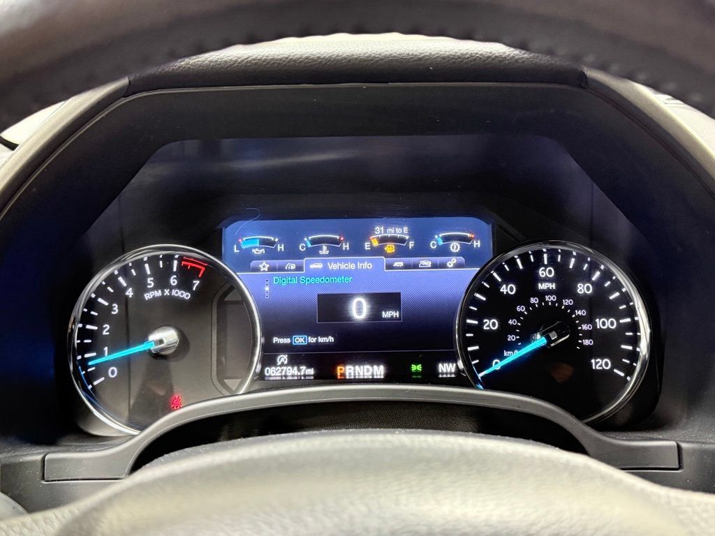 Used 2019 Ford Expedition XLT w/ Equipment Group 202A AWD/4WD image 26