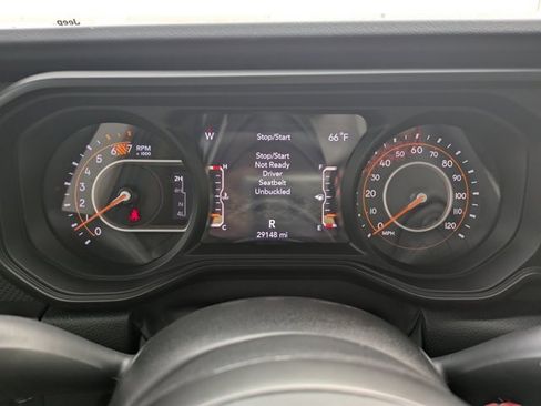 Used 2024 Jeep Wrangler Rubicon image 23