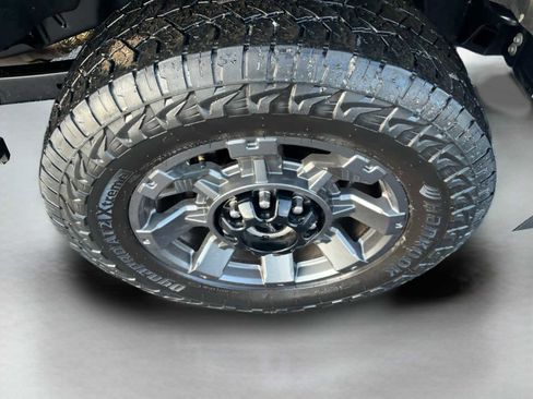 Used 2023 Ford F250 Lariat w/ Lariat Ultimate Package image 12