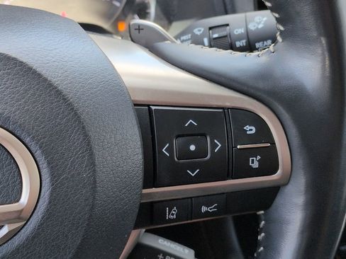 Used 2022 Lexus RX 350L Luxury w/ Accessory Package (Z1) FWD image 27