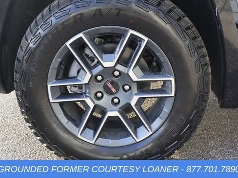 New 2026 GMC Terrain AT4 w/ Convenience Package III AWD/4WD image 9