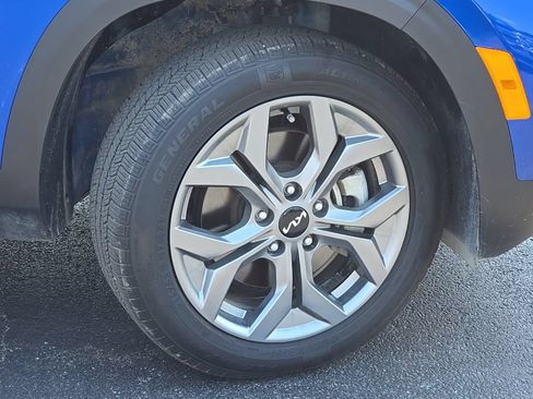 Used 2024 Kia Seltos LX AWD/4WD image 43