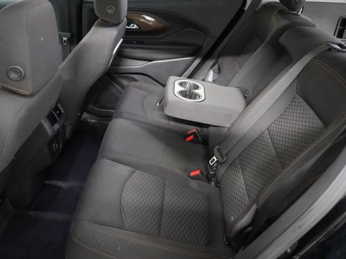 Used 2020 GMC Terrain SLE FWD image 28