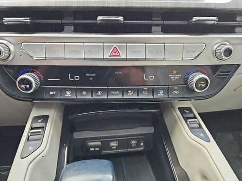 Used 2024 Kia Telluride EX FWD image 28